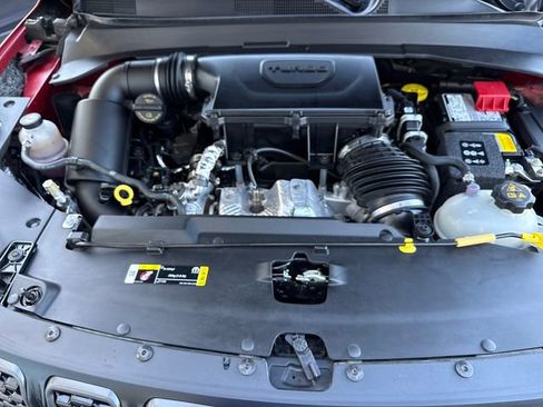 Used 2025 Jeep Compass Trailhawk AWD/4WD image 20