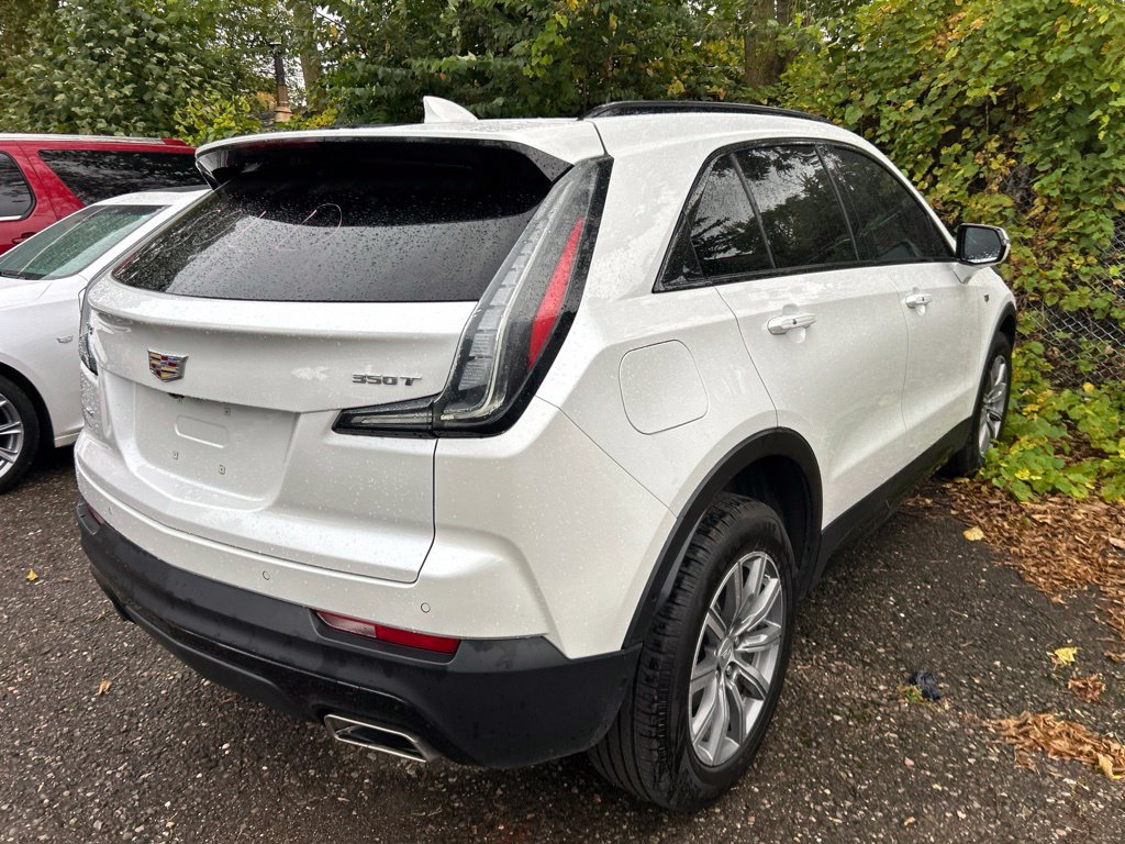 Used 2023 Cadillac XT4 Sport w/ Sun And Sound Package AWD/4WD image 6