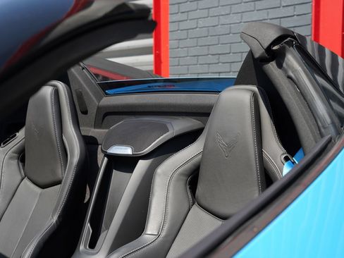 Used 2024 Chevrolet Corvette Stingray Convertible w/ 1LT RWD image 16