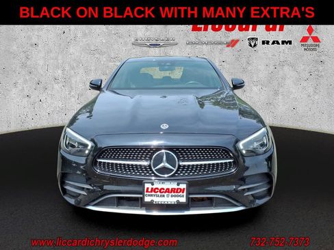 Used 2022 Mercedes-Benz E 350 4MATIC Sedan image 2