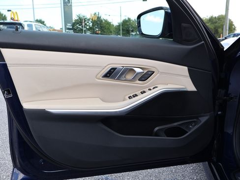 Used 2023 BMW 330i Sedan RWD image 13