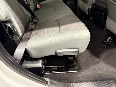 Used 2015 RAM 2500 Big Horn image 26