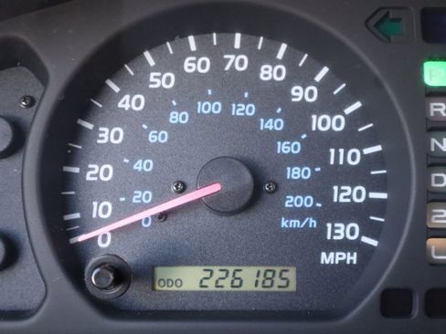 Used 1999 Toyota Land Cruiser image 47