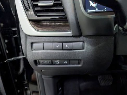 Used 2024 Nissan Rogue Platinum w/ Platinum Premium Package image 20