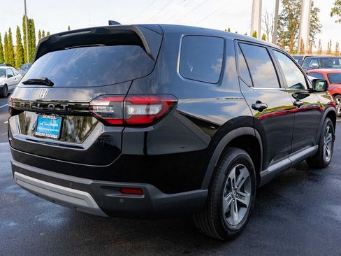 New 2025 Honda Pilot EX-L image 6