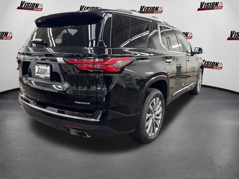 Used 2023 Chevrolet Traverse Premier AWD/4WD image 5
