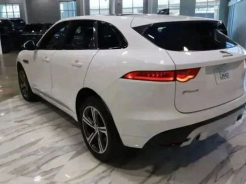 Used 2020 Jaguar F-PACE S image 7