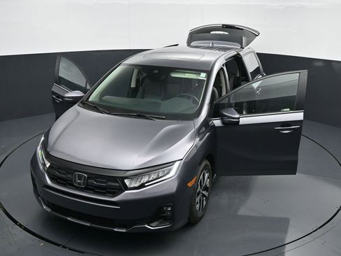 Used 2026 Honda Odyssey EX-L image 41