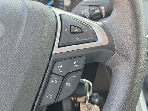 Used 2016 Ford Fusion SE w/ SE Cold Weather Package FWD image 10
