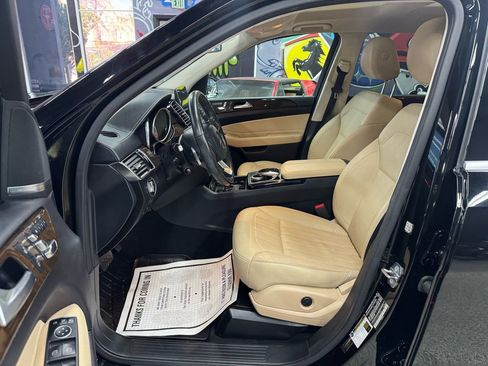 Used 2019 Mercedes-Benz GLS 450 4MATIC image 5