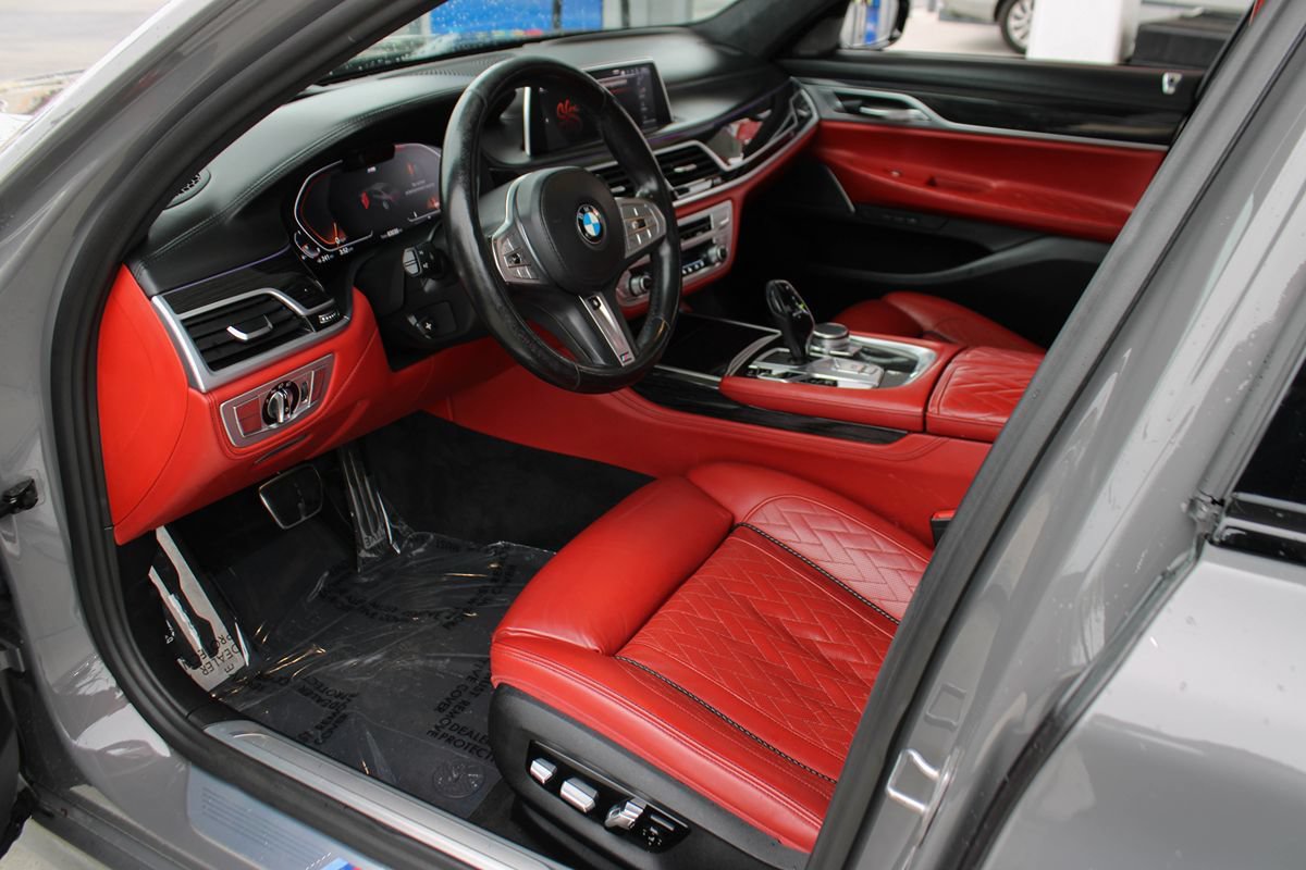 Used 2021 BMW 750i xDrive w/ M Sport Package AWD/4WD image 14