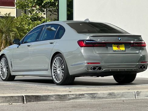Used 2022 BMW ALPINA B7 xDrive w/ Luxury Rear Seating Package AWD/4WD image 5