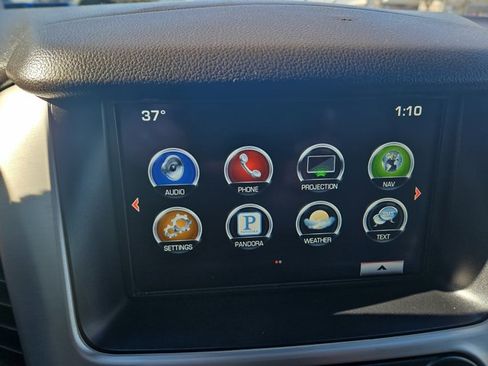 Used 2016 GMC Yukon SLT image 18