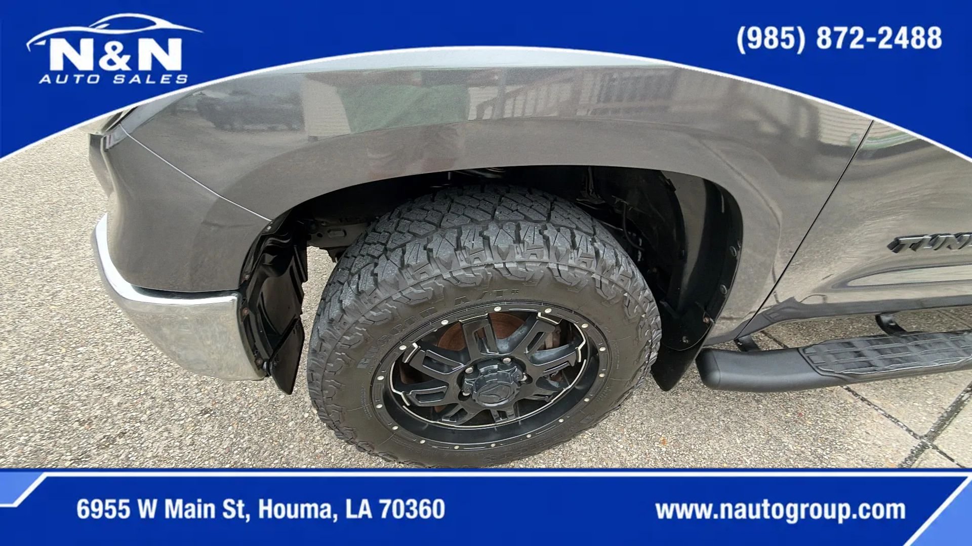 Used 2017 Toyota Tundra SR5 w/ SR5 Upgrade Package RWD image 10
