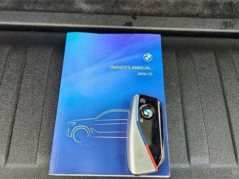 Used 2024 BMW X5 sDrive40i w/ M Sport Package image 64