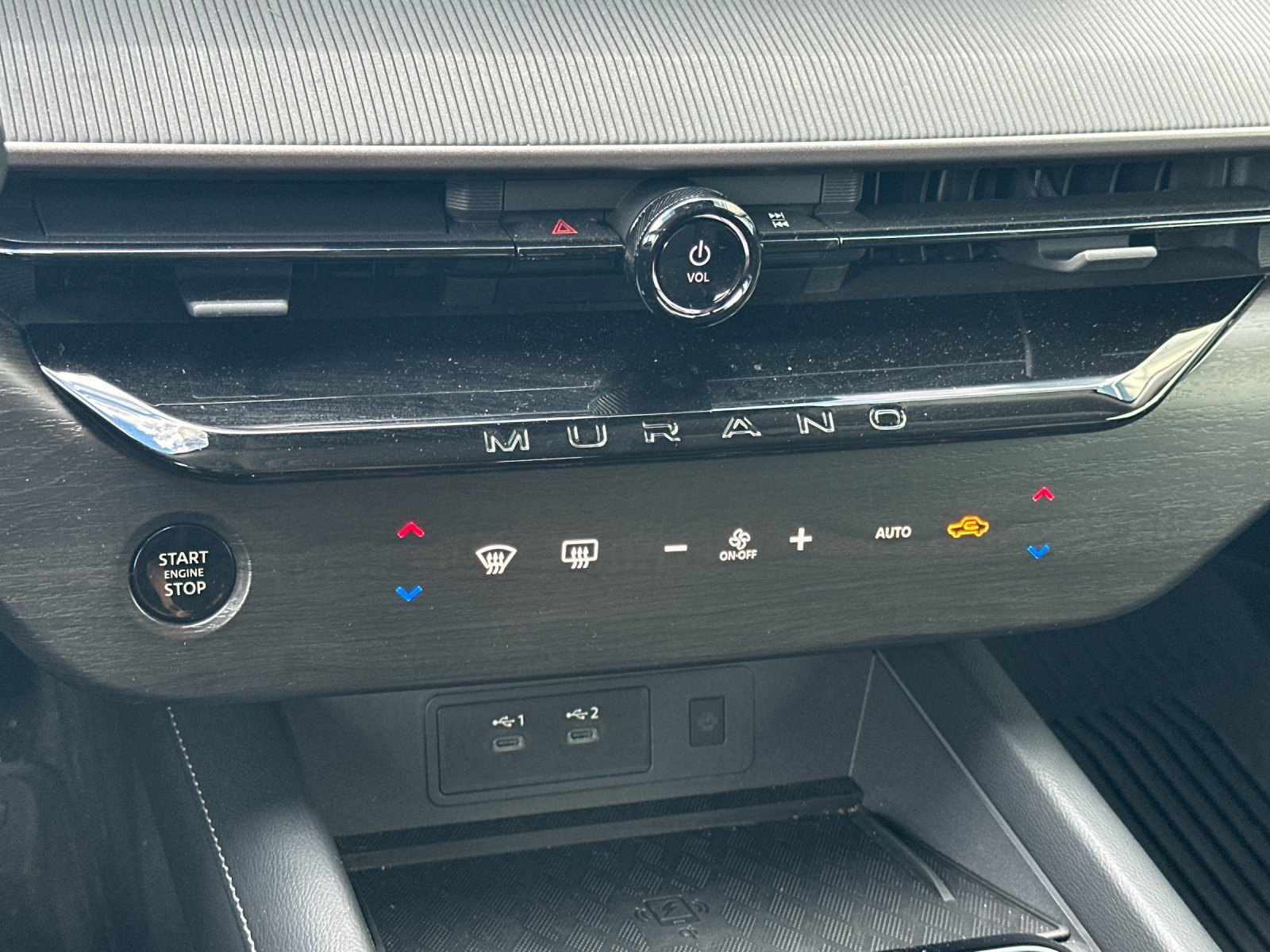 Used 2025 Nissan Murano SV AWD/4WD image 19