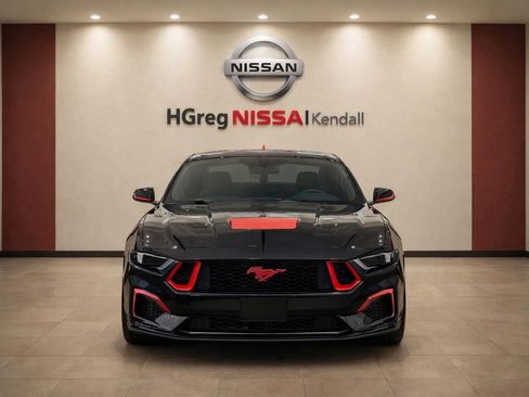 Used 2024 Ford Mustang GT Premium image 7