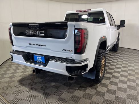 Used 2024 GMC Sierra 2500 AT4 w/ AT4 Premium Plus Package image 7