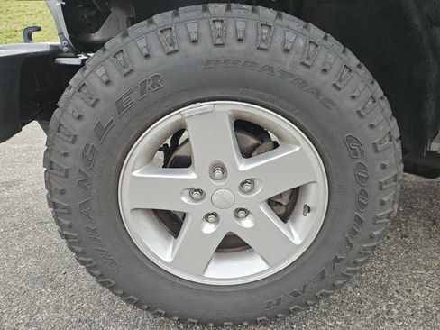 Used 2014 Jeep Wrangler Unlimited Sport w/ Quick Order Package 23S image 23