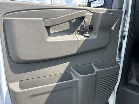 New 2025 Chevrolet Express 2500 RWD image 12