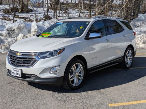 Used 2018 Chevrolet Equinox Premier image 3