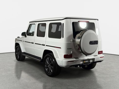 Used 2025 Mercedes-Benz G 550 image 5