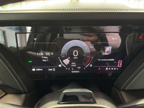 Used 2025 GMC Yukon Denali Ultimate AWD/4WD image 22