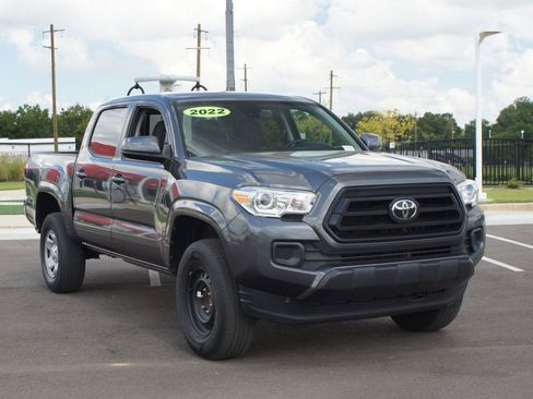 Used 2022 Toyota Tacoma SR w/ SR Convenience Package image 2