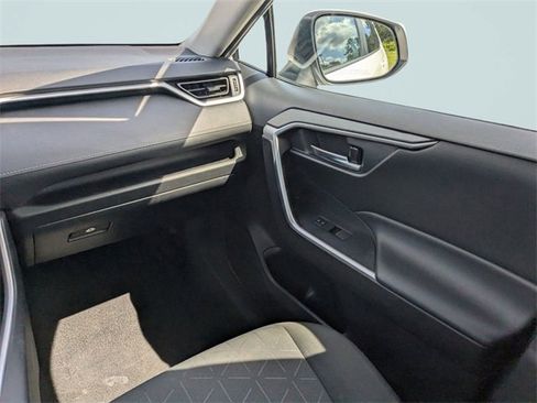 Used 2023 Toyota RAV4 XLE image 20