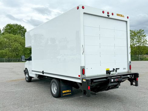 New 2025 Chevrolet Express 3500 w/ Power Convenience Package image 2