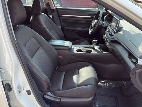 Used 2019 Nissan Altima 2.5 SV FWD image 23
