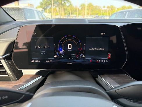 New 2026 Chevrolet Suburban Z71 w/ Comfort Package AWD/4WD image 27