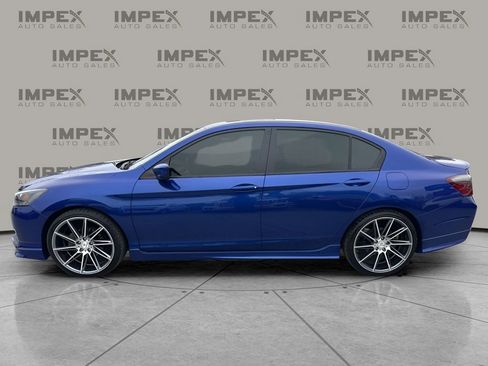 Used 2015 Honda Accord Sport image 2
