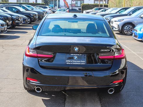 Used 2026 BMW 330i Sedan w/ Convenience Package RWD image 5