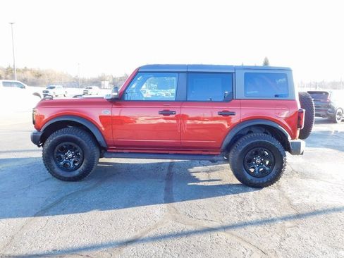 Used 2023 Ford Bronco Wildtrak image 6