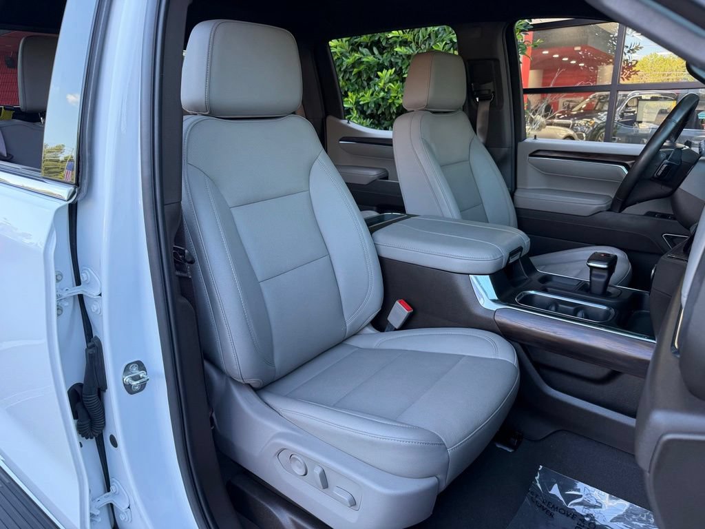 Used 2024 GMC Sierra 1500 SLT w/ SLT Premium Plus Package AWD/4WD image 33