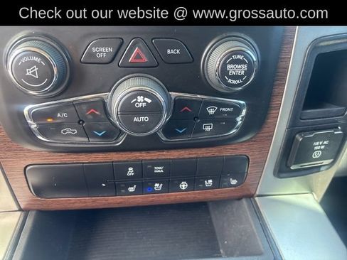 Used 2018 RAM 1500 Laramie w/ Convenience Group AWD/4WD image 21