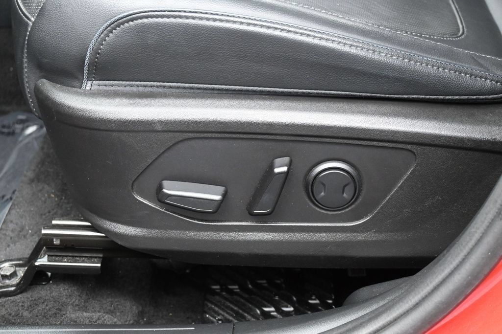 Used 2023 Hyundai Tucson Limited w/ Cargo Package AWD/4WD image 13