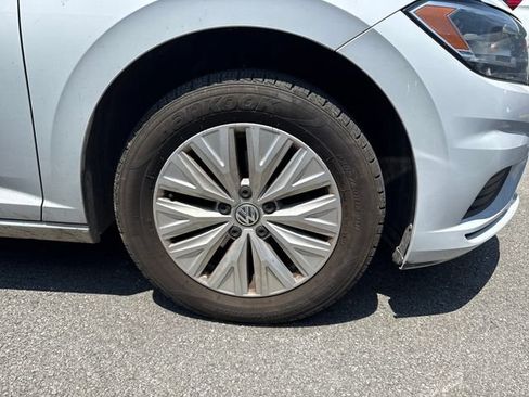 Used 2019 Volkswagen Jetta SE FWD image 8
