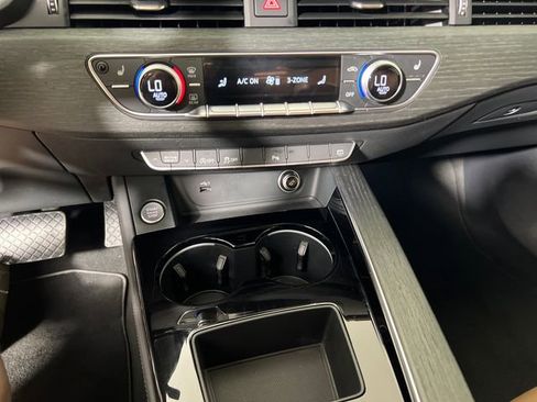 Used 2020 Audi A4 2.0T Premium Plus w/ Premium Plus Package image 19