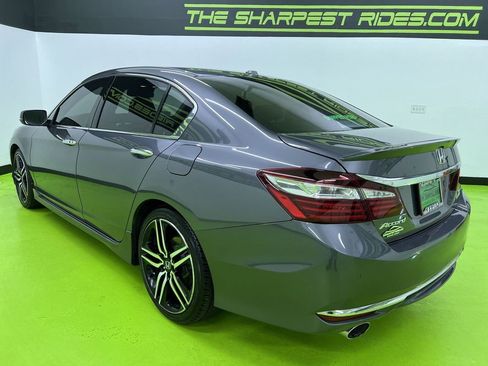 Used 2016 Honda Accord Touring image 7