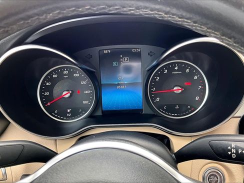 Used 2019 Mercedes-Benz C 300 Sedan image 23