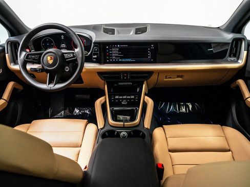 New 2026 Porsche Cayenne image 21