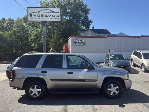 Used 2002 Chevrolet TrailBlazer LT AWD/4WD image 8