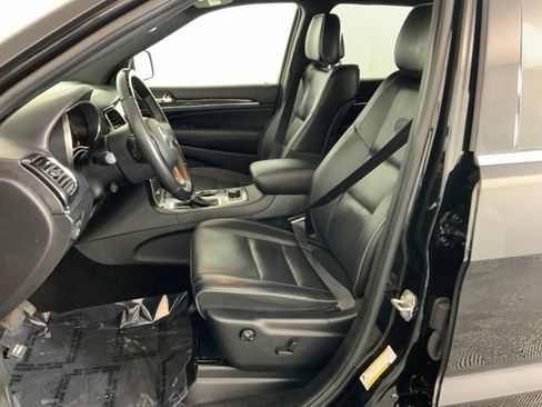 Used 2021 Jeep Grand Cherokee Overland image 14