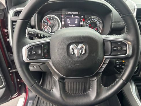 Used 2022 RAM 1500 Laramie AWD/4WD image 16