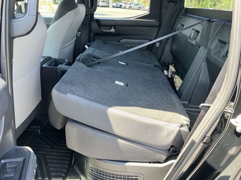 Used 2024 Toyota Tacoma TRD Sport image 25