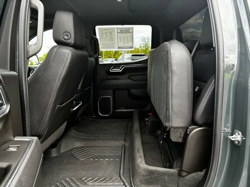 Used 2025 Chevrolet Silverado 1500 LTZ AWD/4WD image 29