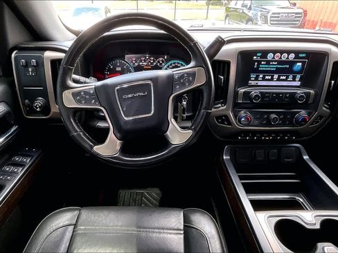 Used 2018 GMC Sierra 1500 Denali image 6