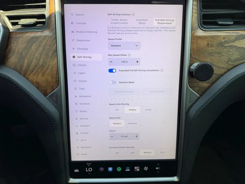 Used 2020 Tesla Model S Long Range AWD/4WD image 25